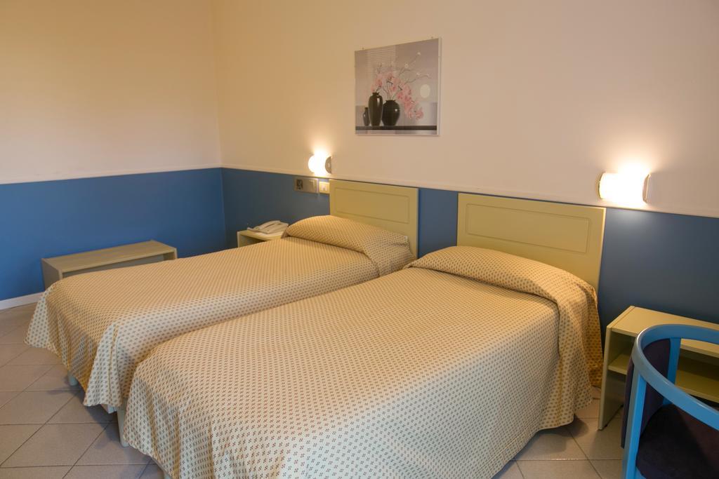 Hotel Salsello Bisceglie Esterno foto