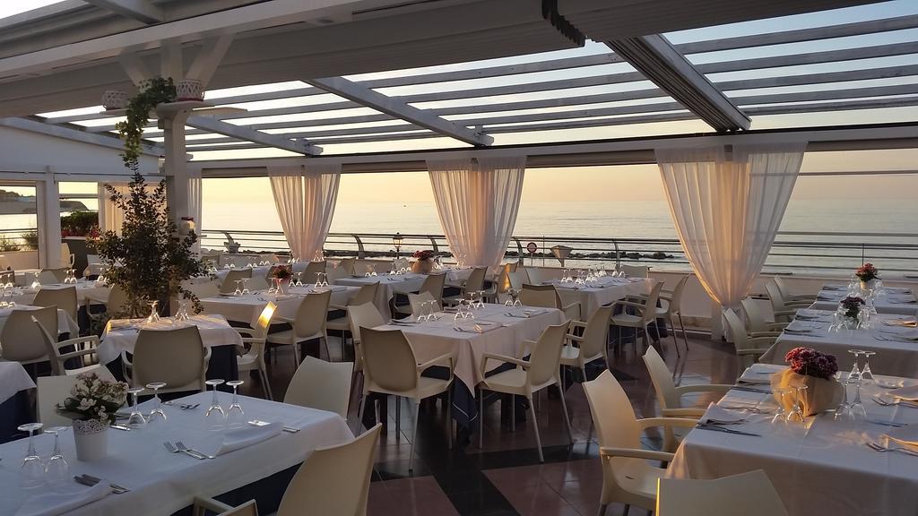 Hotel Salsello Bisceglie Esterno foto