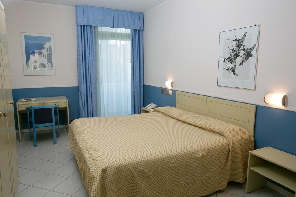 Hotel Salsello Bisceglie Esterno foto